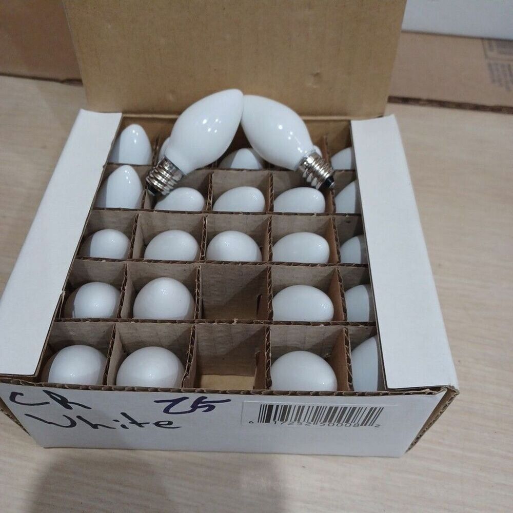 C7 5W White Box of 25 Replacement Bulbs Opaque  120v NOS Light Show Outdoor